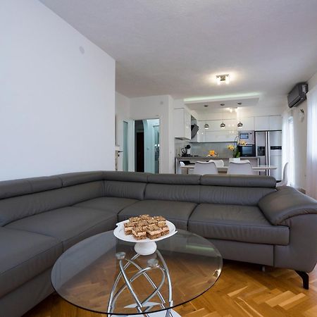 M&M Pelivan Apartment Kastela Dış mekan fotoğraf