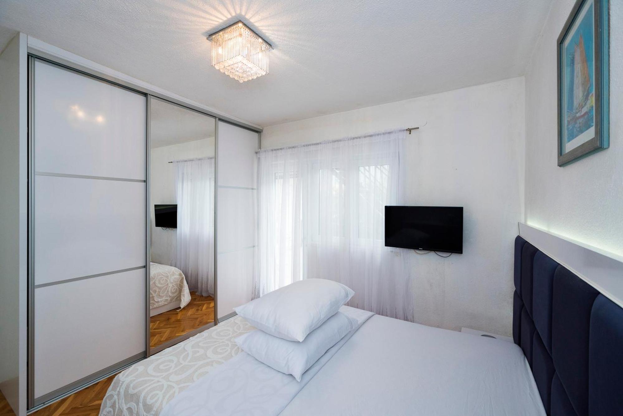 M&M Pelivan Apartment Kastela Dış mekan fotoğraf